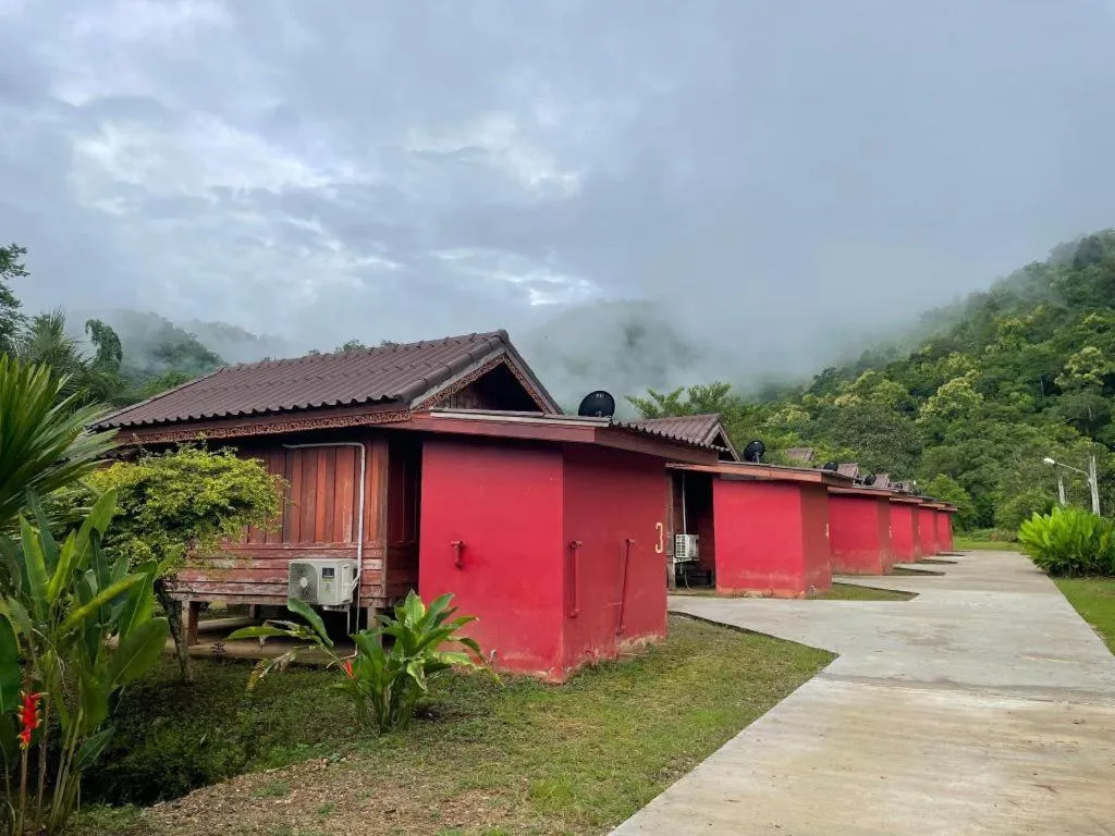 Nai Khun Khao Resort