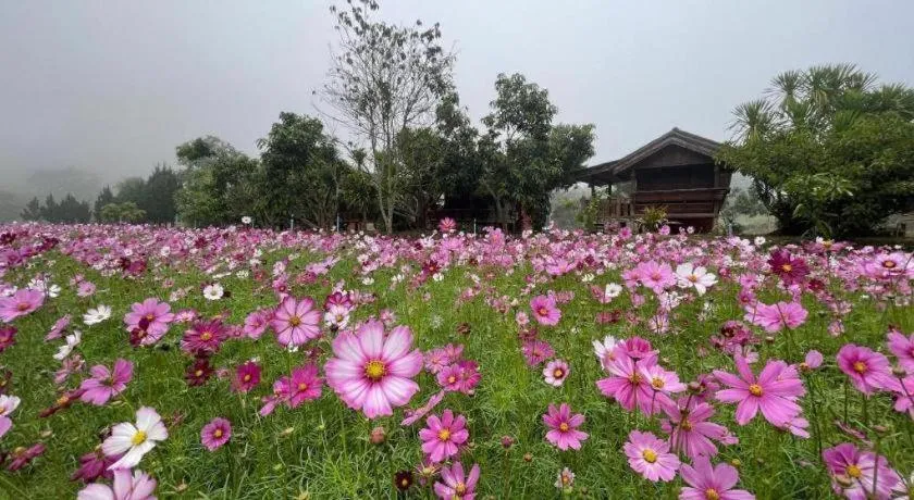 Nai Khun Khao Resort