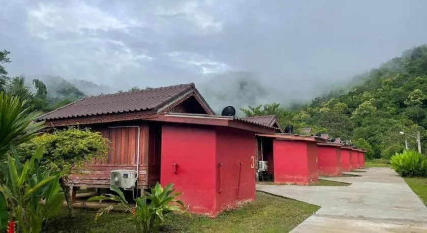 Nai Khun Khao Resort