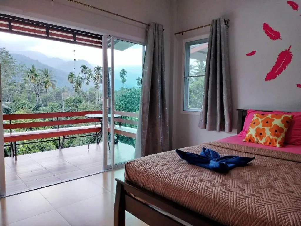 Bed in Baan Bhuriwat Kiriwong