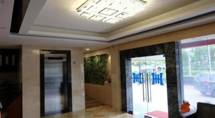 Holiday Hotel Batam