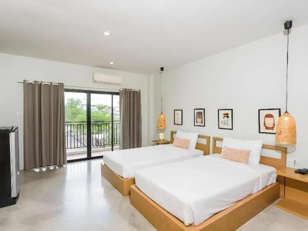 Bed in Yellow Moon Hotel Bed in Yellow Moon Hotel