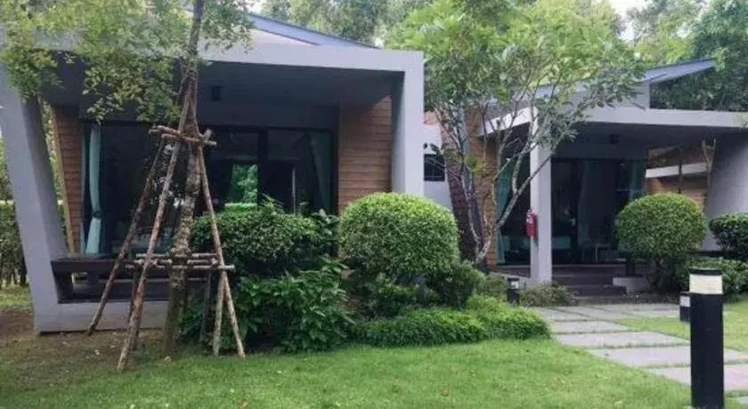 Chatnipa Beach Resort Chatnipa Beach Resort