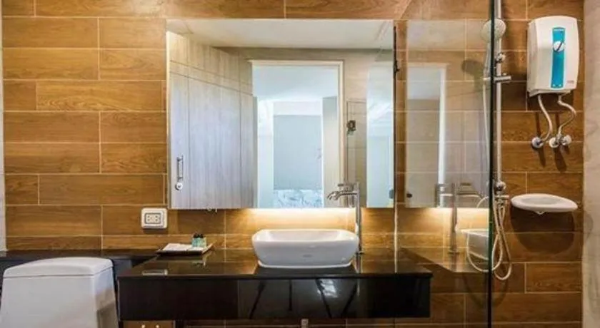 Chatnipa Beach Resort