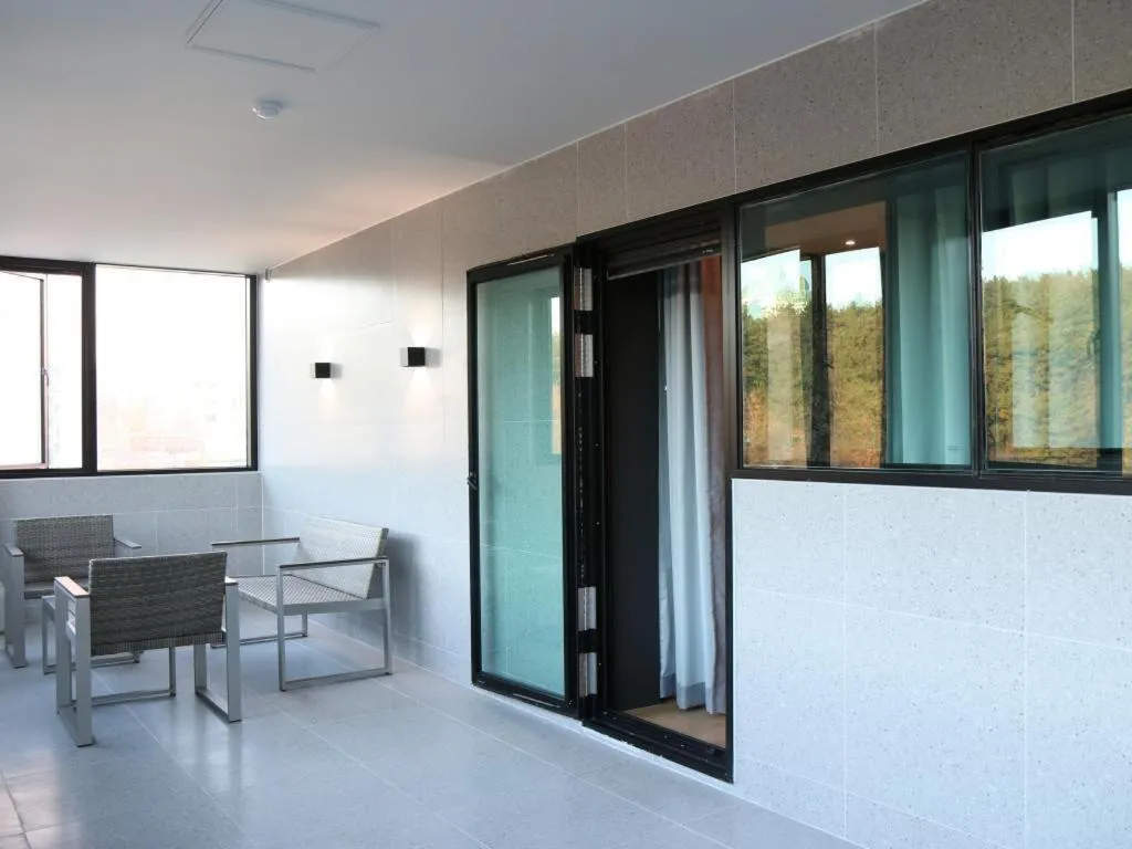 Changwon Brown dot Hotel Palyong