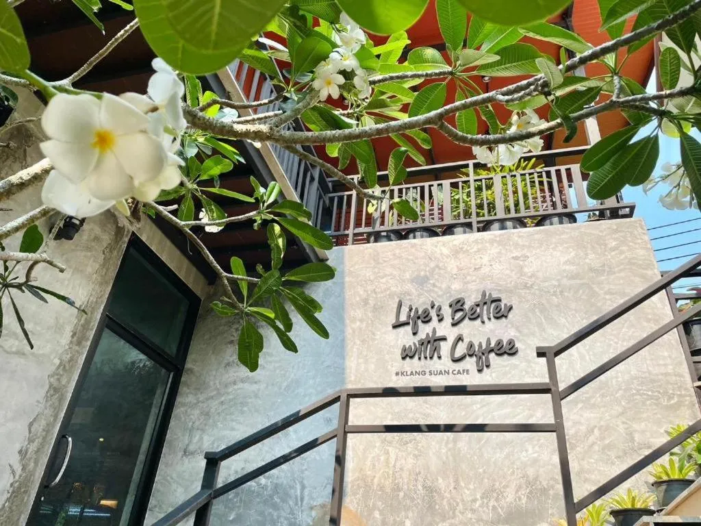 Baan Klang Suan Resort