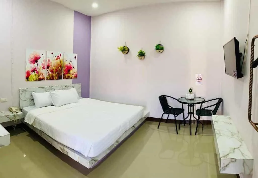 Bed in Sweet Hug Hotel