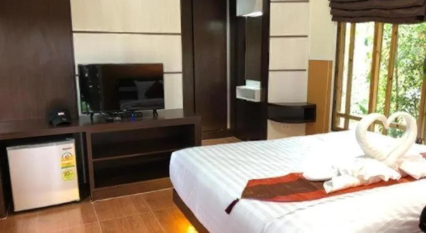 Bed in Chang Puak Resort Damnoen Saduak