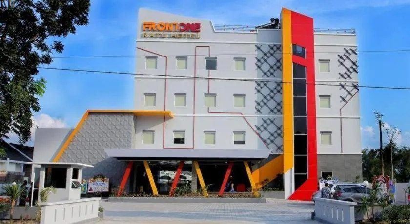 Front One Hotel Nganjuk