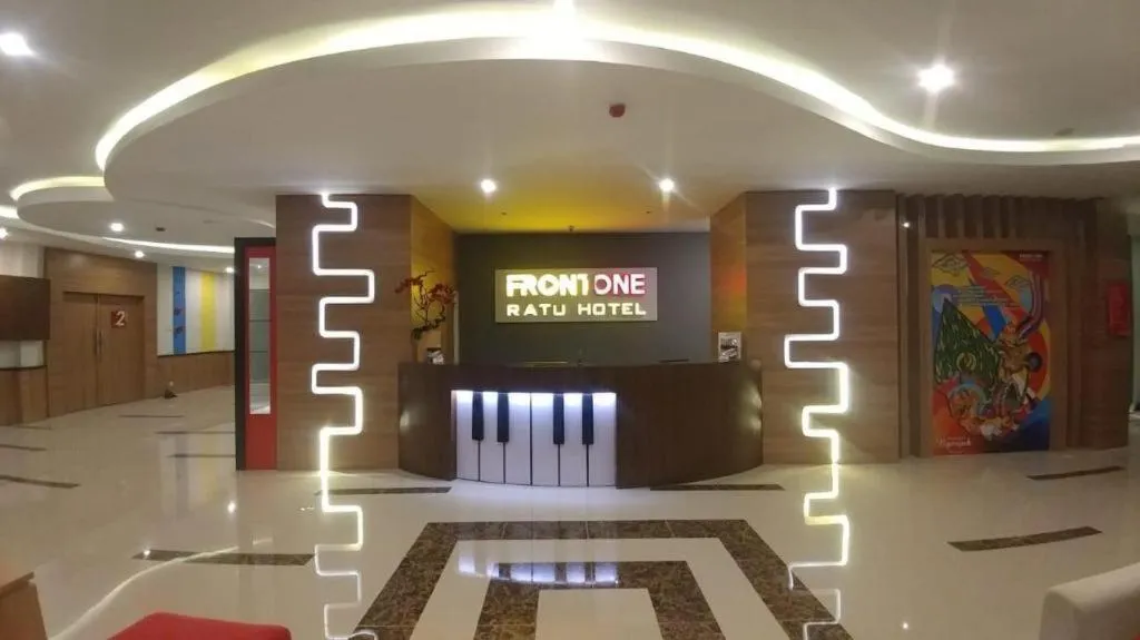 Front One Hotel Nganjuk