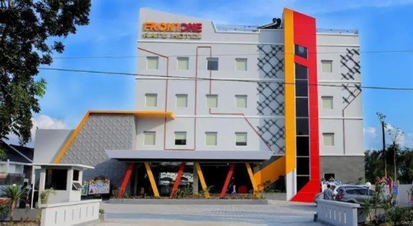 Front One Hotel Nganjuk