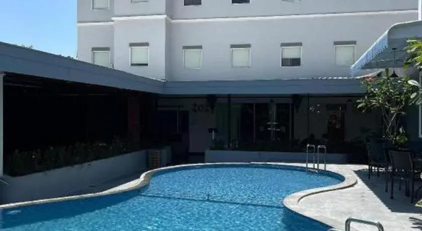 Front One Hotel Nganjuk Front One Hotel Nganjuk