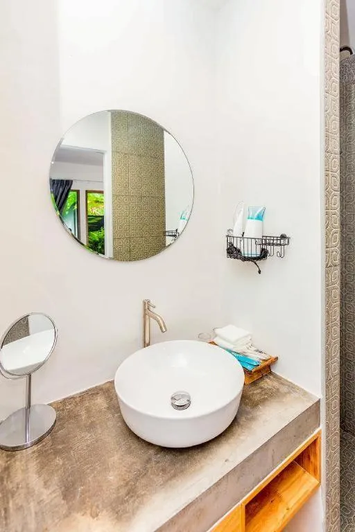 OYO 422 Jane Homestay and Resort