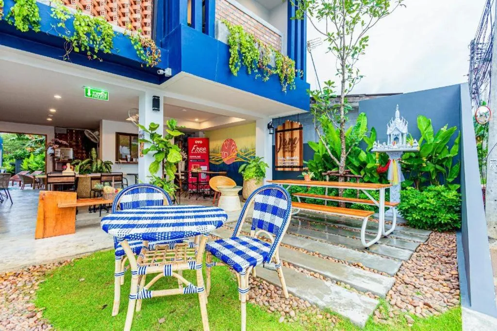 OYO 422 Jane Homestay and Resort