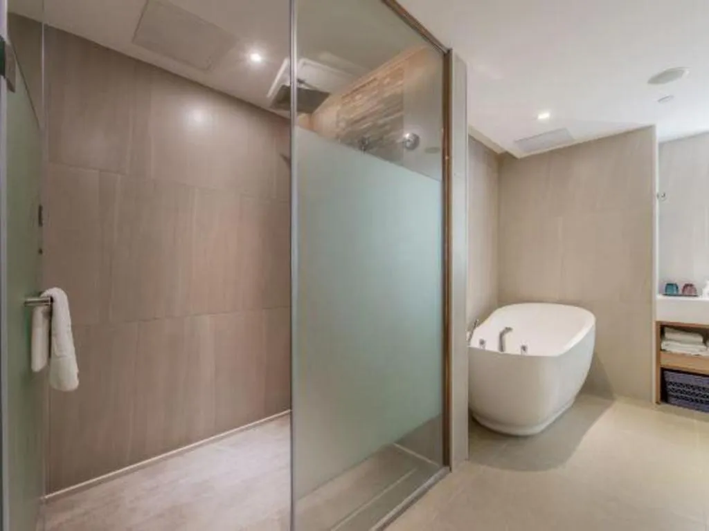 Lavande Hotel Shenzhen North Station Huawei Gangtou Metro Station