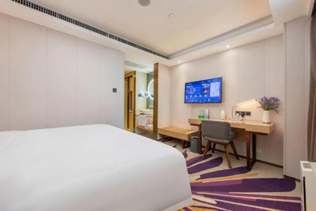 Bed in Lavande Hotel Shenzhen North Station Huawei Gangtou Metro Station