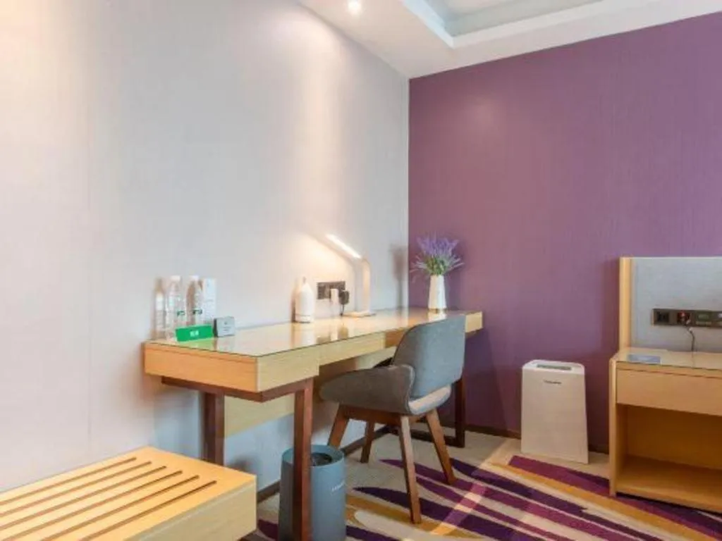 Lavande Hotel Shenzhen North Station Huawei Gangtou Metro Station