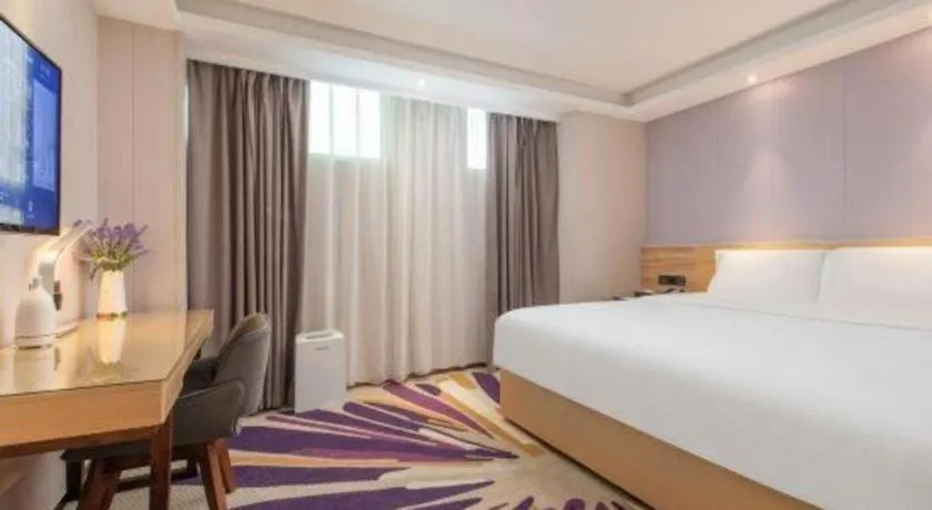 Bed in Lavande Hotel Shenzhen North Station Huawei Gangtou Metro Station