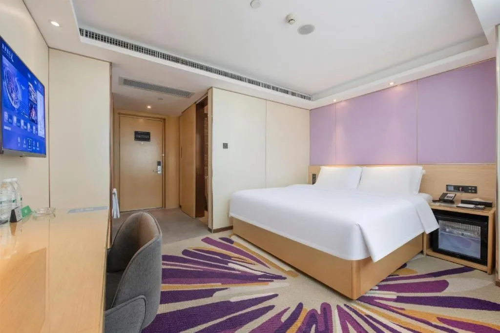 Bed in Lavande Hotel Shenzhen North Station Huawei Gangtou Metro Station