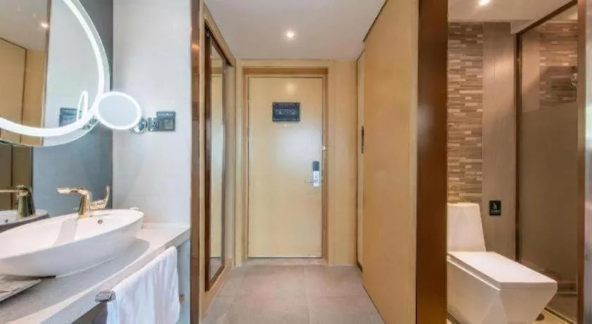 Lavande Hotel Shenzhen North Station Huawei Gangtou Metro Station