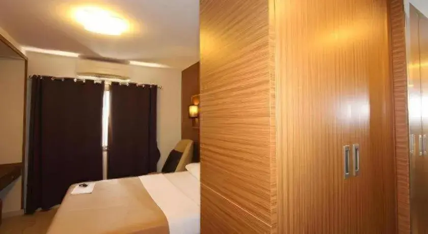 Bed in Honey Lodge Bed in Honey Lodge