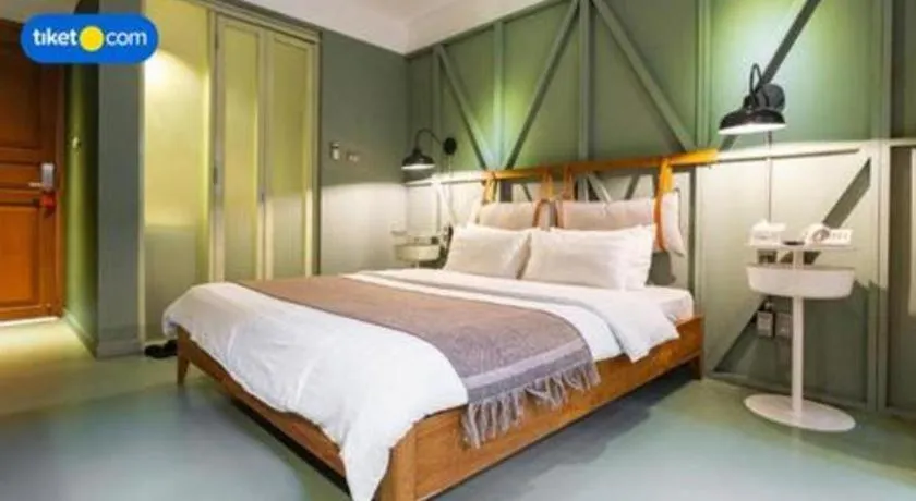 Bed in The House Tour Middletown