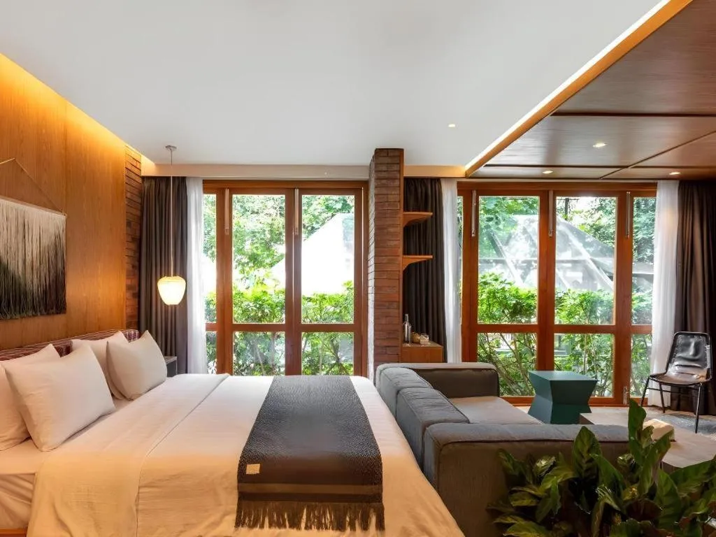 Bed in The House Tour Middletown