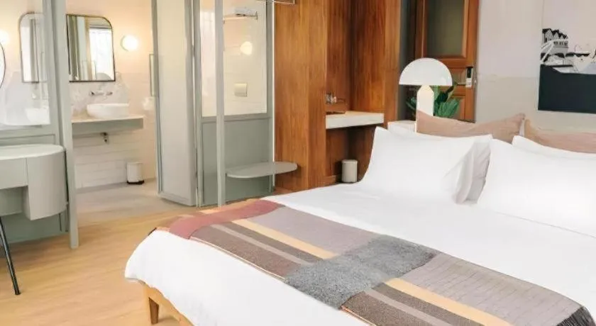 Bed in The House Tour Middletown