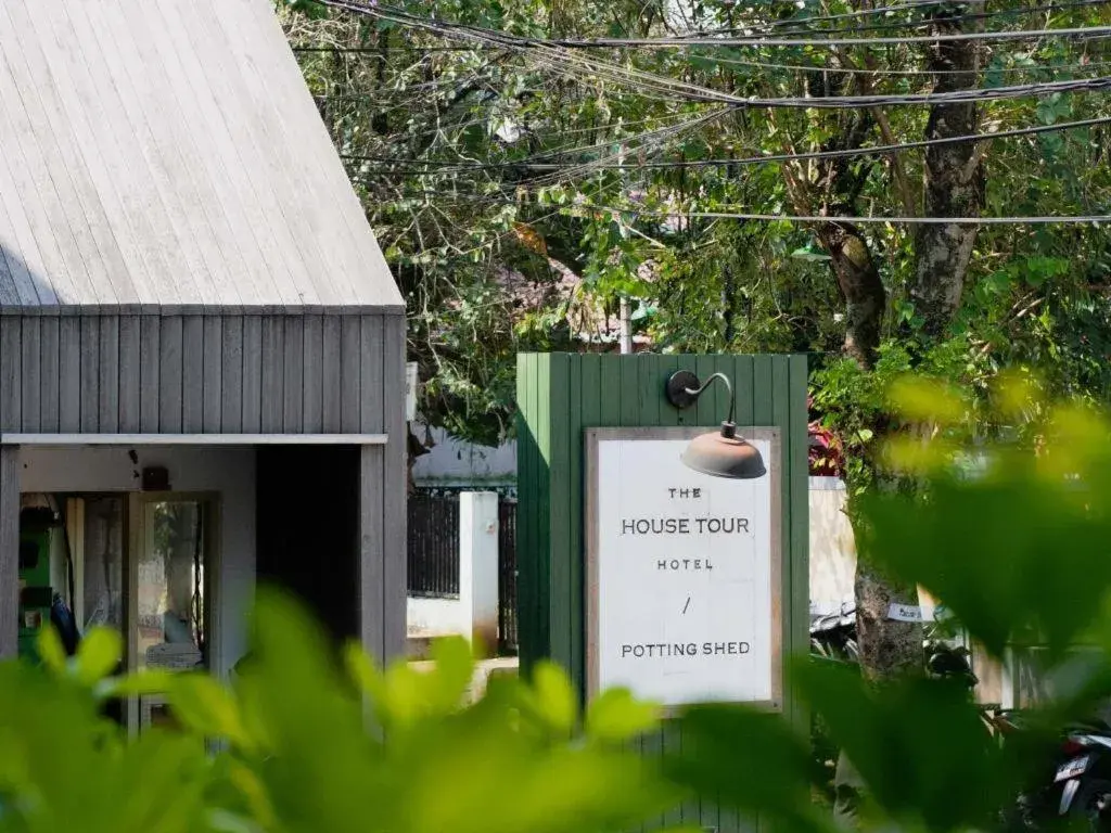 The House Tour Middletown The House Tour Middletown