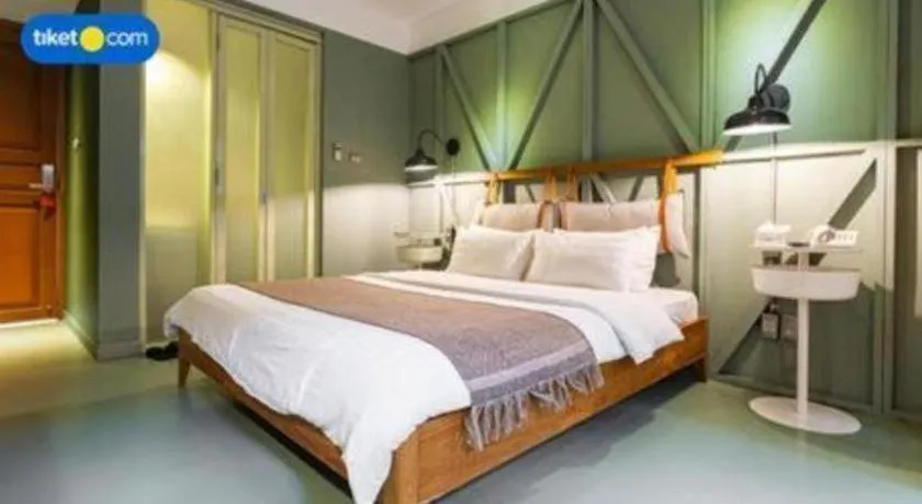 Bed in The House Tour Middletown