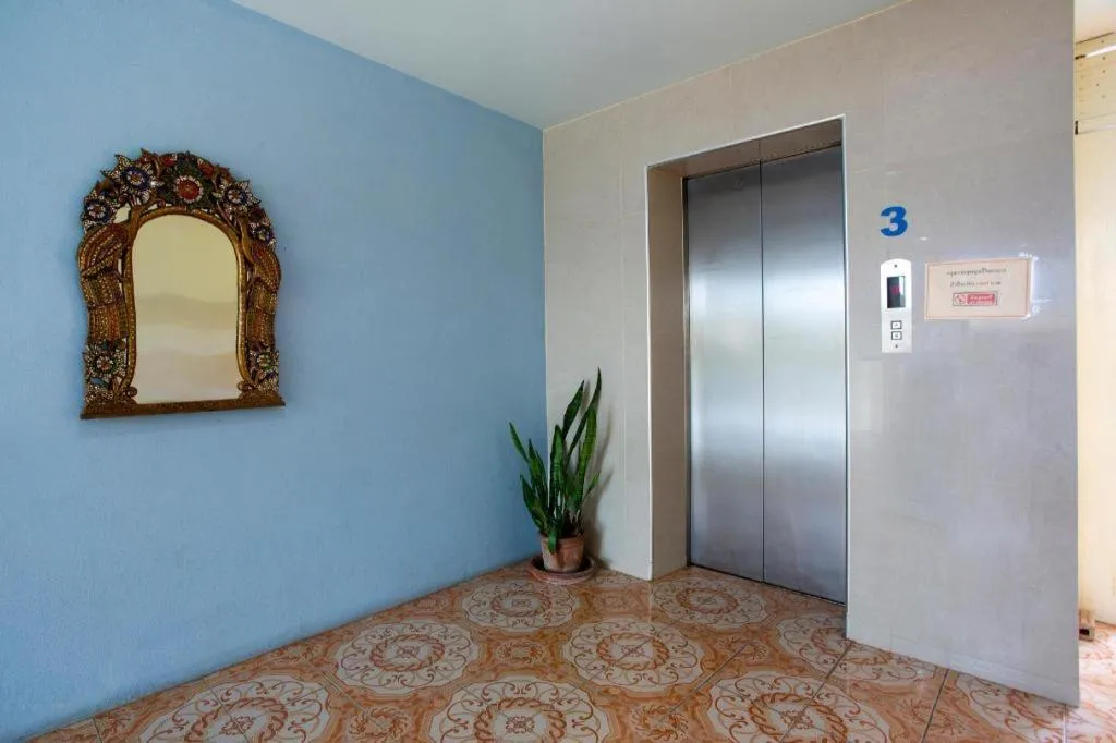 OYO 75356 Thipsiri Lodge