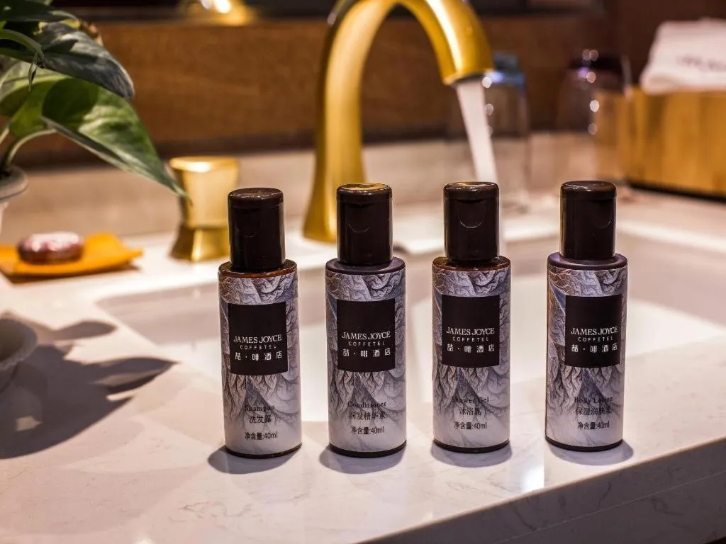 James Joyce Coffetel Xi'an Zhonglou Xiaonanmen Food Street