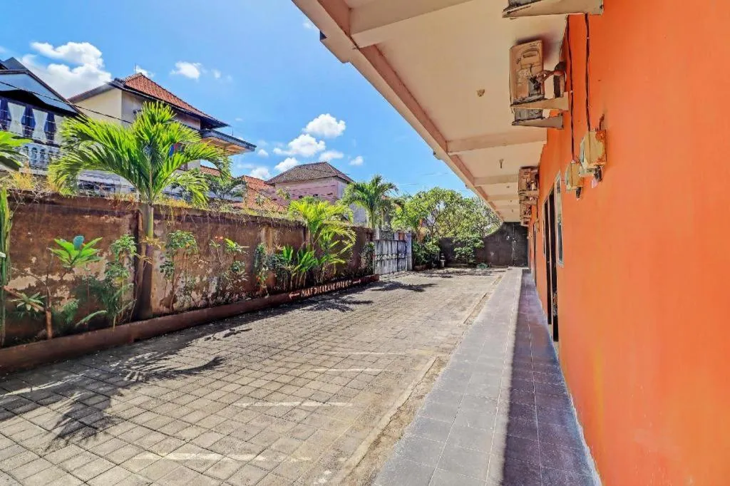 OYO 91628 Glogor Guest House