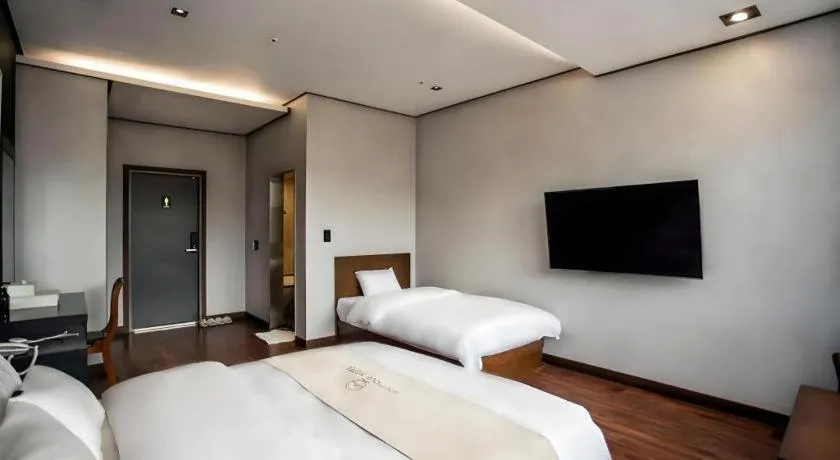 Bed in hotel gallery