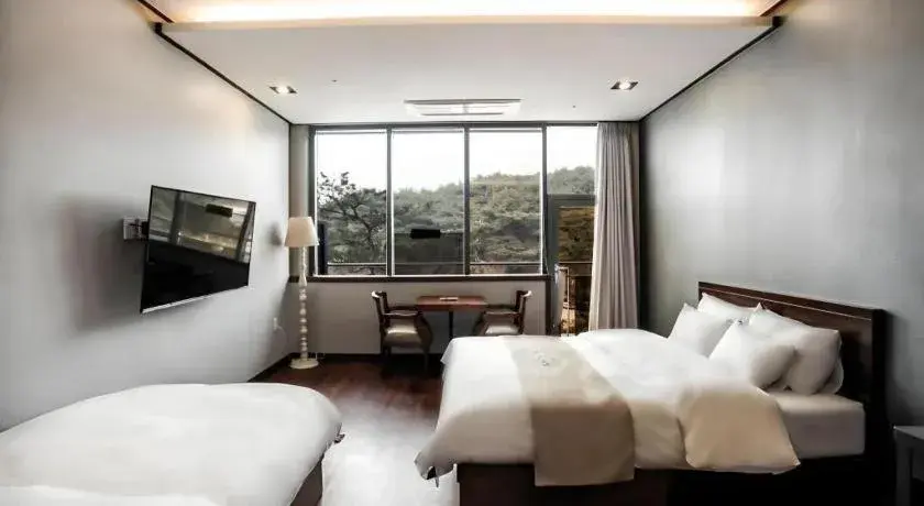 Bed in hotel gallery Bed in hotel gallery