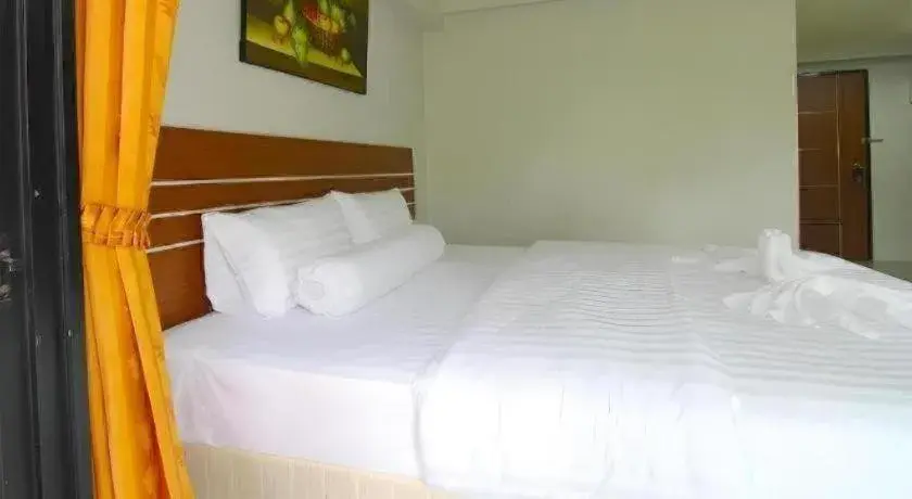 Bed in Prosperous Bed in Prosperous