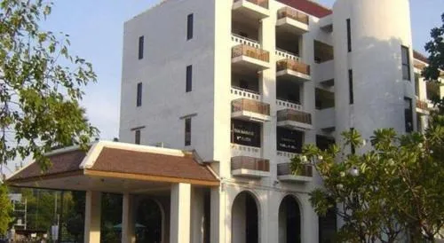 Royal Diamond Hotel
