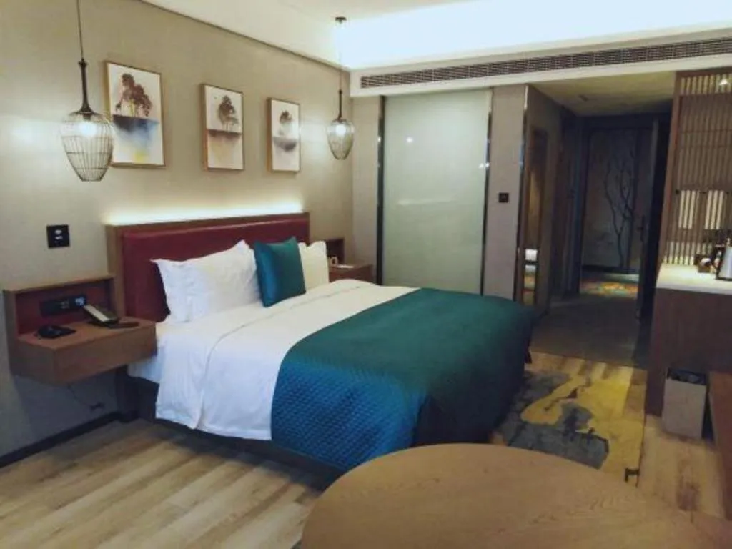 Bed in S·dor Hotel Hangzhou Xiaoshan Intertational Airport