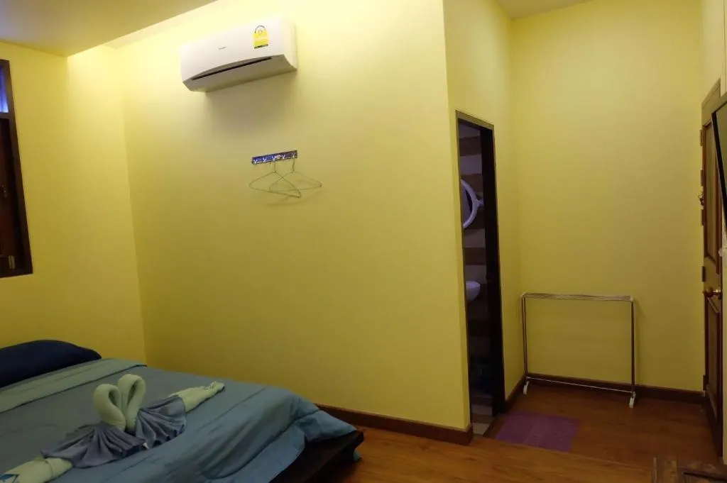 Bed in BAAN PITUMATA AMPHAWA