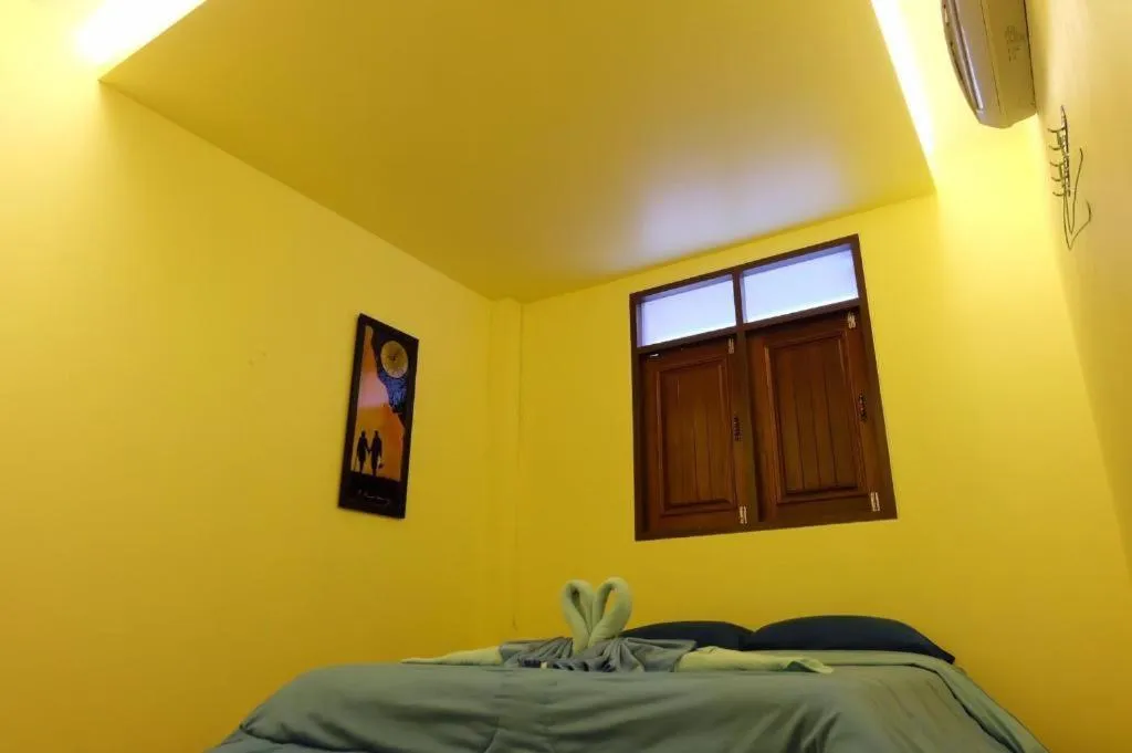 Bed in BAAN PITUMATA AMPHAWA