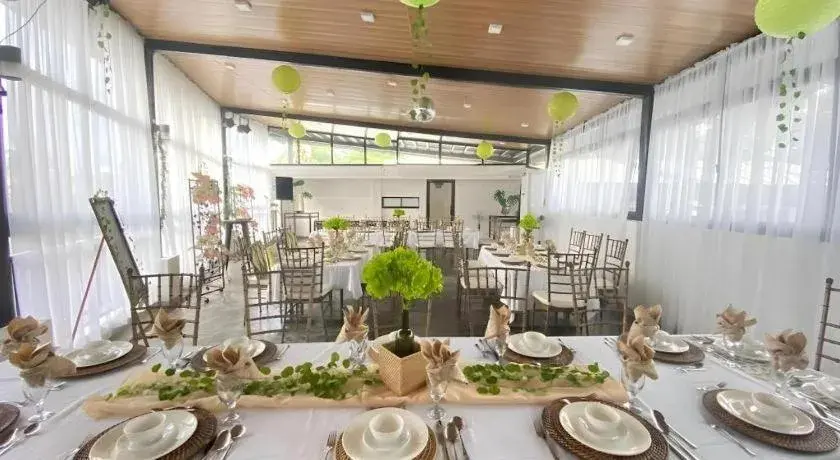 White Breeze Palawan Boutique Hotel White Breeze Palawan Boutique Hotel