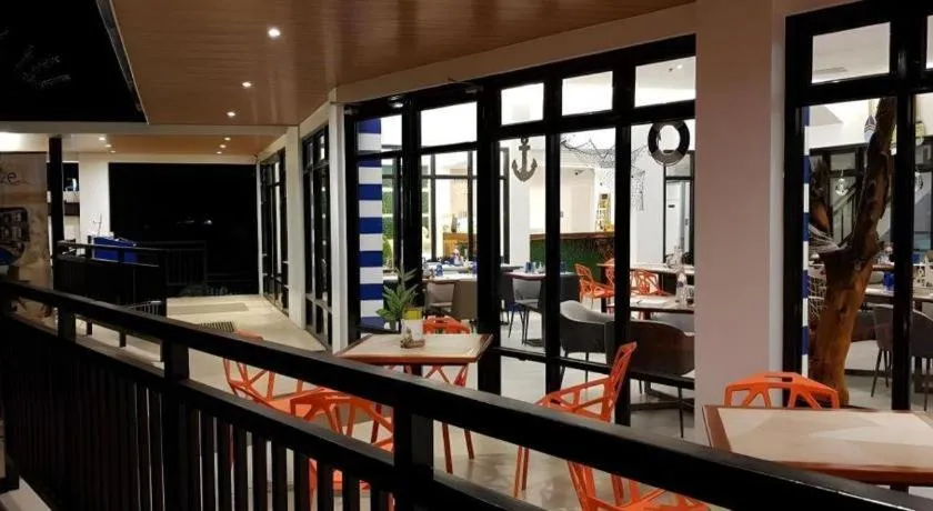 White Breeze Palawan Boutique Hotel