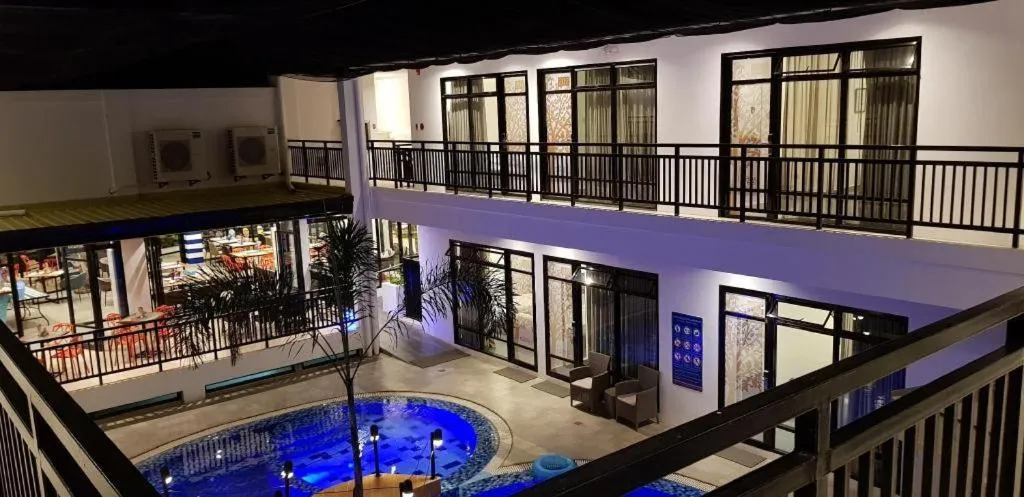 White Breeze Palawan Boutique Hotel