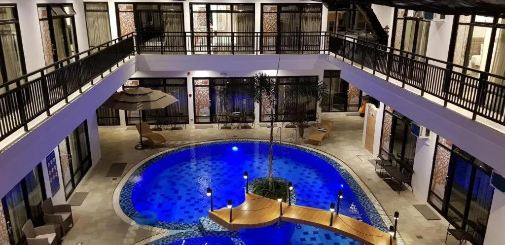 White Breeze Palawan Boutique Hotel