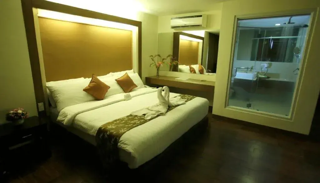 Bed in The Ritz Hotel at Garden Oases (Multiple-Use Hotel) Bed in The Ritz Hotel at Garden Oases (Multiple-Use Hotel)