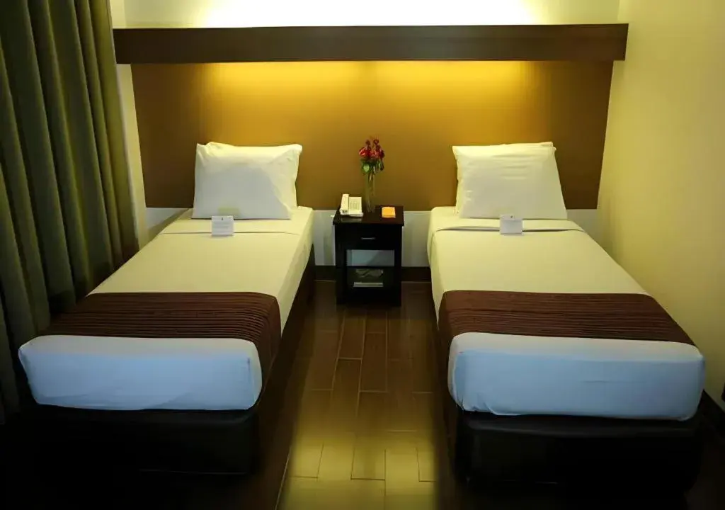 Bed in The Ritz Hotel at Garden Oases (Multiple-Use Hotel) Bed in The Ritz Hotel at Garden Oases (Multiple-Use Hotel)