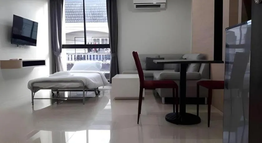 Bed in Sattahip 9 Boutique Hotel