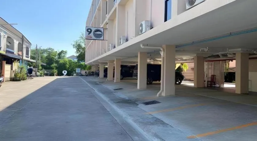 Sattahip 9 Boutique Hotel