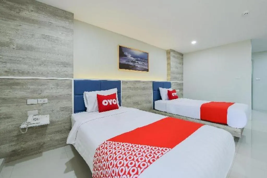 Bed in Sattahip 9 Boutique Hotel