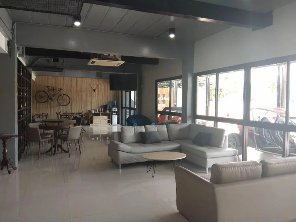 Sattahip 9 Boutique Hotel